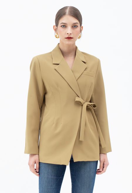 Self-Tie Front Pad Shoulder Blazer in Camel