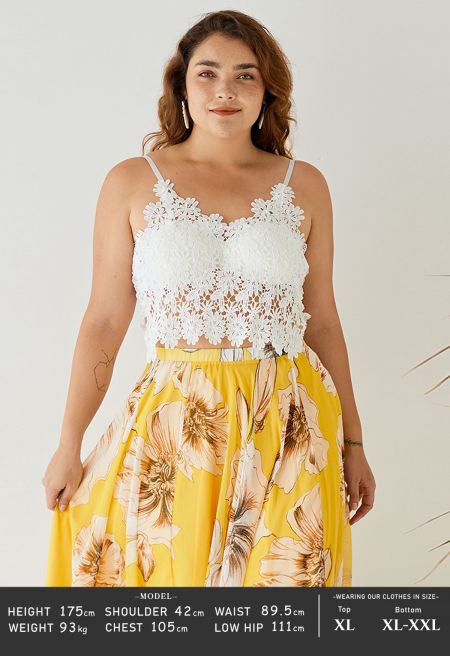 Exquisite Floral Crochet Bra Top in White